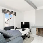 Renoveted Studio - Central - Ac